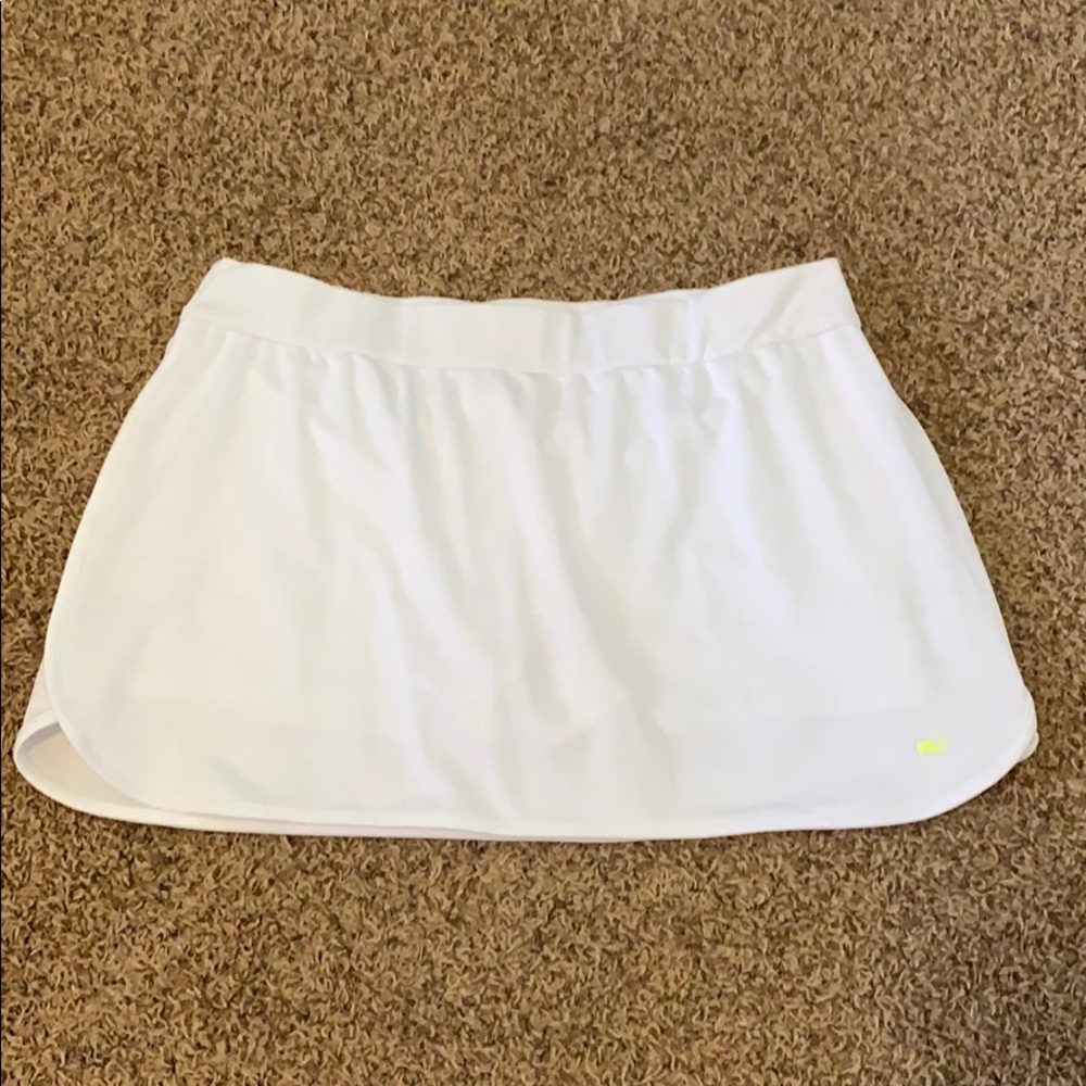 White Vineyard Vines tennis/golf skirt